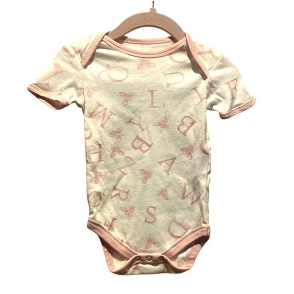 Burt’s Bees Baby Girl’s Onesie Alphabet Bee Size 3-6 Months Cotton